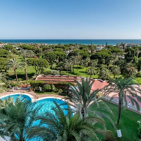Sea Views In Marbesa 아파트