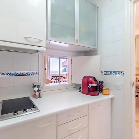 Sea Views In Marbesa Apartment
