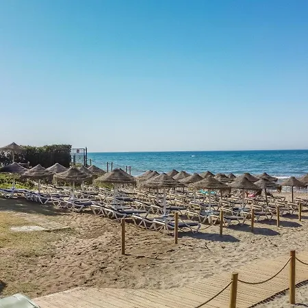 Apartment Sea Views In Marbesa *