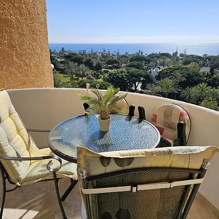 Apartment Sea Views In Marbesa Marbella